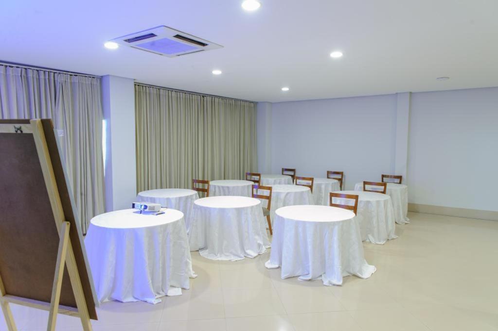 Pumma Business Hotel Canaa dos Carajas Kültér fotó